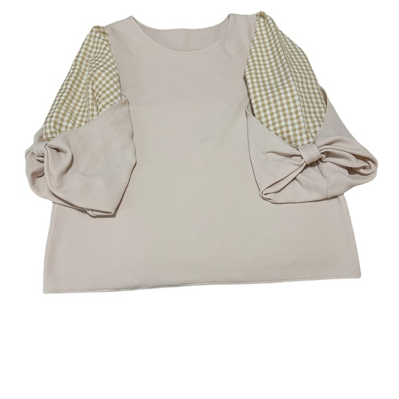 Polyester top with sleeves in bows - Picture 1 of 3